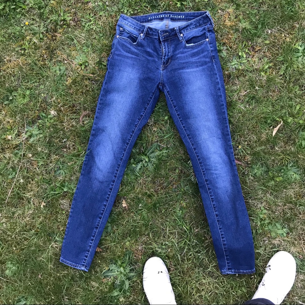 Articles of Society blue skinny jeans- size 28 !